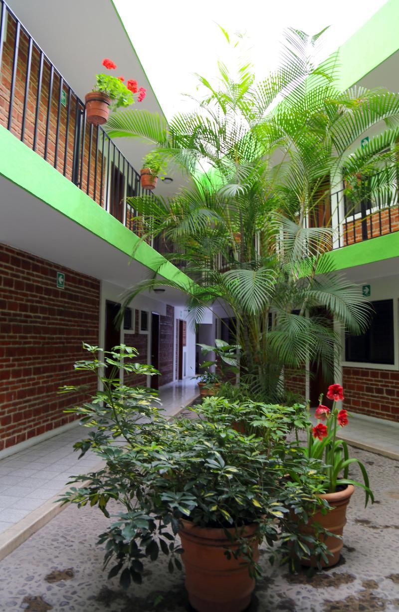 Hotel Arboledas Industrial Guadalajara Exterior photo