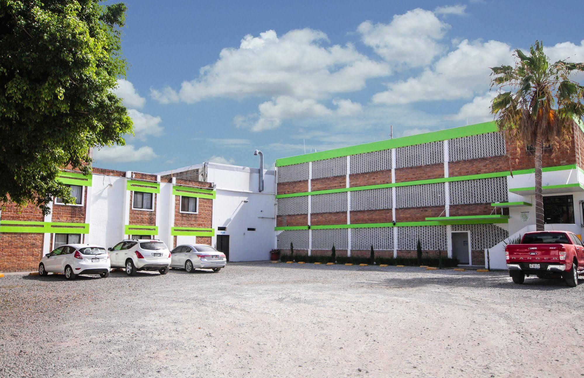 Hotel Arboledas Industrial Guadalajara Exterior photo